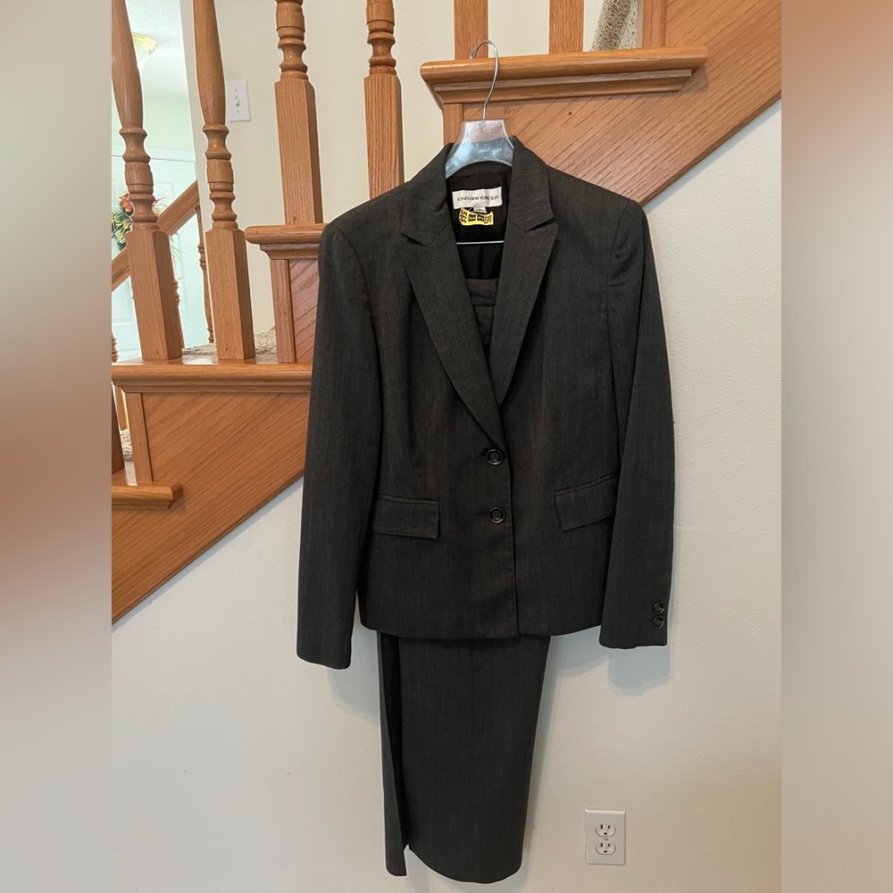 Jones New York 2-piece Suit (10)
